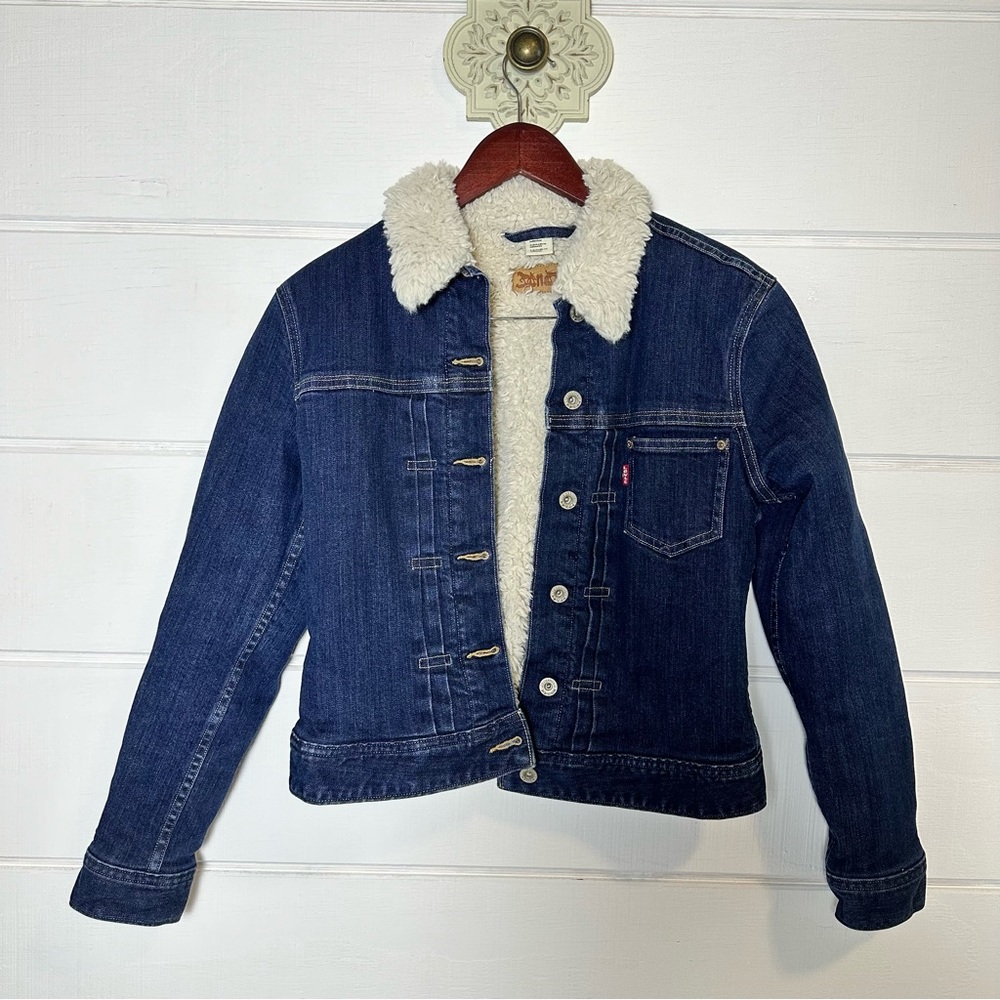 Levi's Women’s Original Sherpa Trucker Jacket Denim Size Medium - Picture 2 of 14